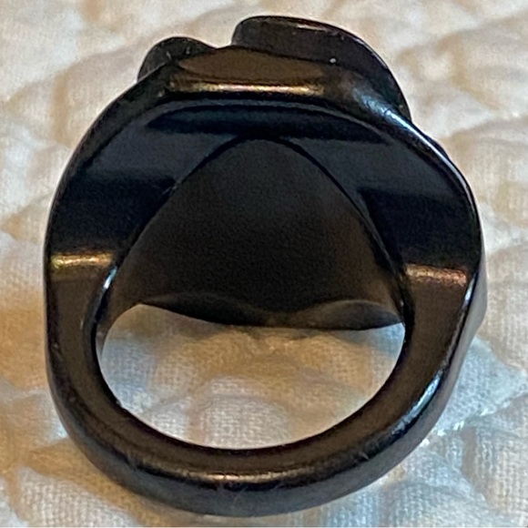 Bakelite Ring - Picture 4 of 6